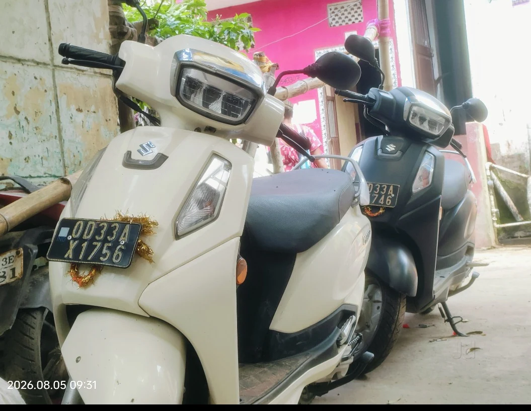 Scooter ride along the Puri coastline
