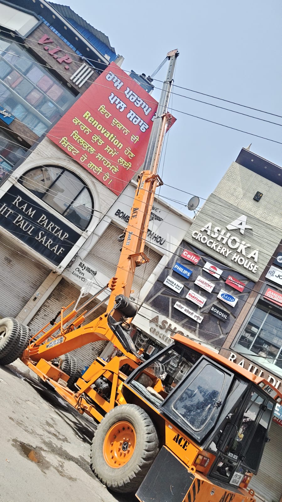Hydra Cranes On Hire